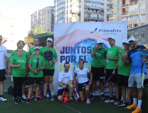 Realizamos un clinic de pádel con los usuarios de APCOM