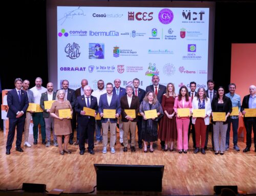 El Real Murcia Club de Tenis 1919 recibe un diploma de Crysalia por su compromiso social