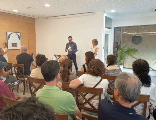 Gran acogida en la presentación del nuevo libro de Julián Peñaranda Gómez, «Vidas de otros, Vidas de nadie»